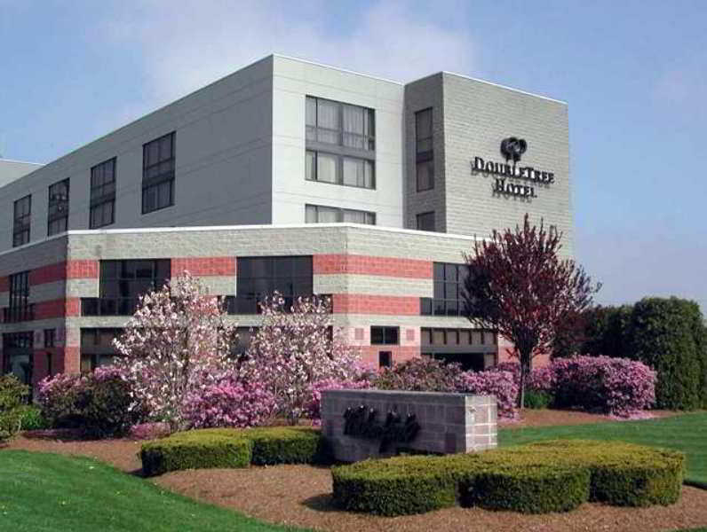 Doubletree By Hilton Bradley International Airport Hotel Windsor Locks Exterior foto